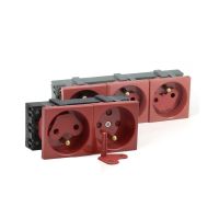 Gniazdo elektryczne z blokadą 3x230V czer. z klucz | WP45X4577 securityNET