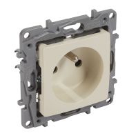 Gniazdo 2p+z 16A zaciski śrubowe kremowe Niloe | 764640 Legrand