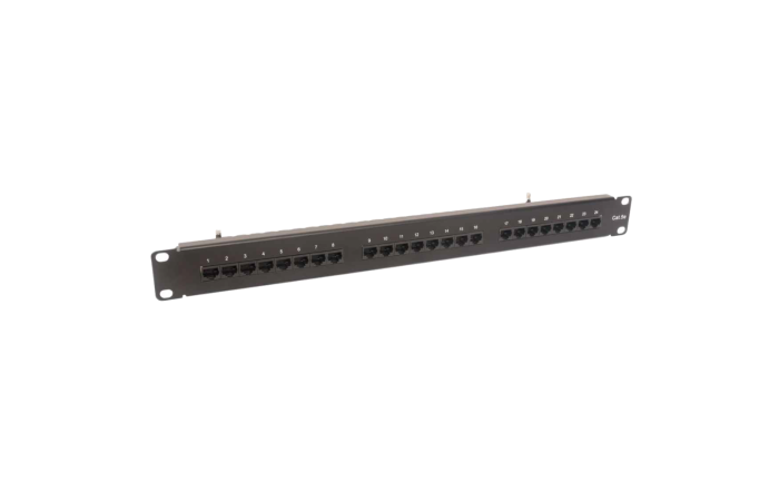 Panel kat. 5e 19" 1U 24xRJ45 UTP czarny z półką | CCAS-PA5E-24UTP-O securityNET
