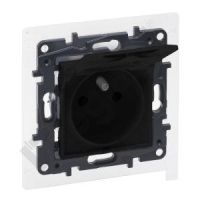 Gniazdo zasilające 2p+z IP44, zaciski automatyczne, z przesłoną- kolor czarny Niloe Step | 863536 Legrand