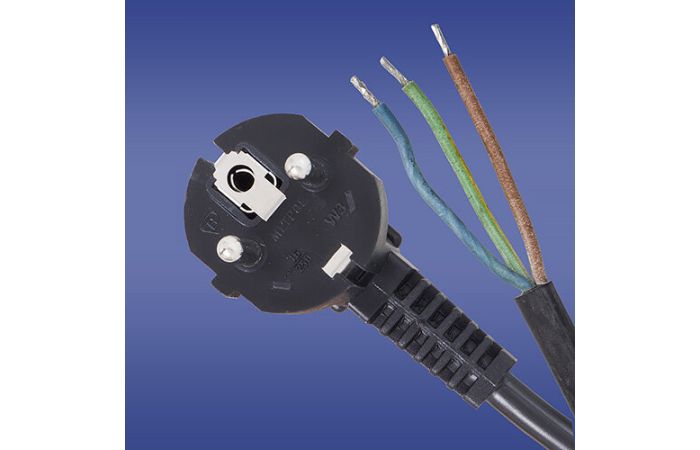 Przewód przyłączeniowy z wtyczką kątową W-3T H05RR-F 3x1,5 (guma) czarny (1szt) | 51.910 Elektro-Plast Opatówek