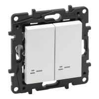 Łącznik podwójny schodowy podświetlany 10 AX, kolor biały, Niloe Step | 863118 Legrand