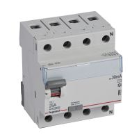 Wyłącznik różnicowoprądowy 4P 25A 30mA typ AC, P304 TX3 | 411707 Legrand