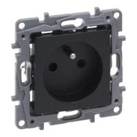 Gniazdo 2P+Z 16A, 250V (z przesłoną, zaciski automatyczne) antracyt, Niloe Selection | 762225 Legrand