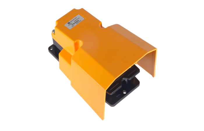 Wyłącznik nożny 200x100 1NO/1NC 15A aluminiowy czarny | FS\504 Spamel