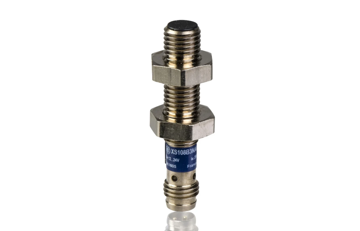 Czujnik indukcyjny XS5 M8 L42mm mosiądz Sn 1,5mm 12-24VDC M8, XS5 M8 | XS508B1PAM8 Telemecanique Sensors