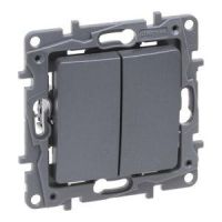 Łącznik schodowy podwójny 10 AX stal, Niloe Selection | 762302 Legrand