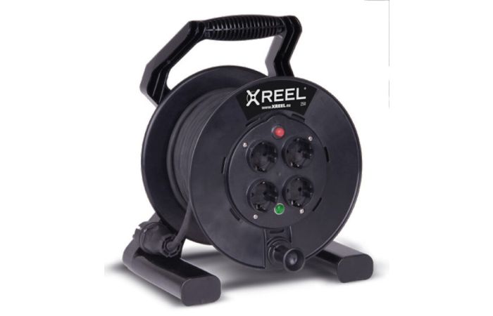 Przedłużacz zwijany X-Rell 40m OW3x1,5 4GS IP20 | 92501T48173 PCE
